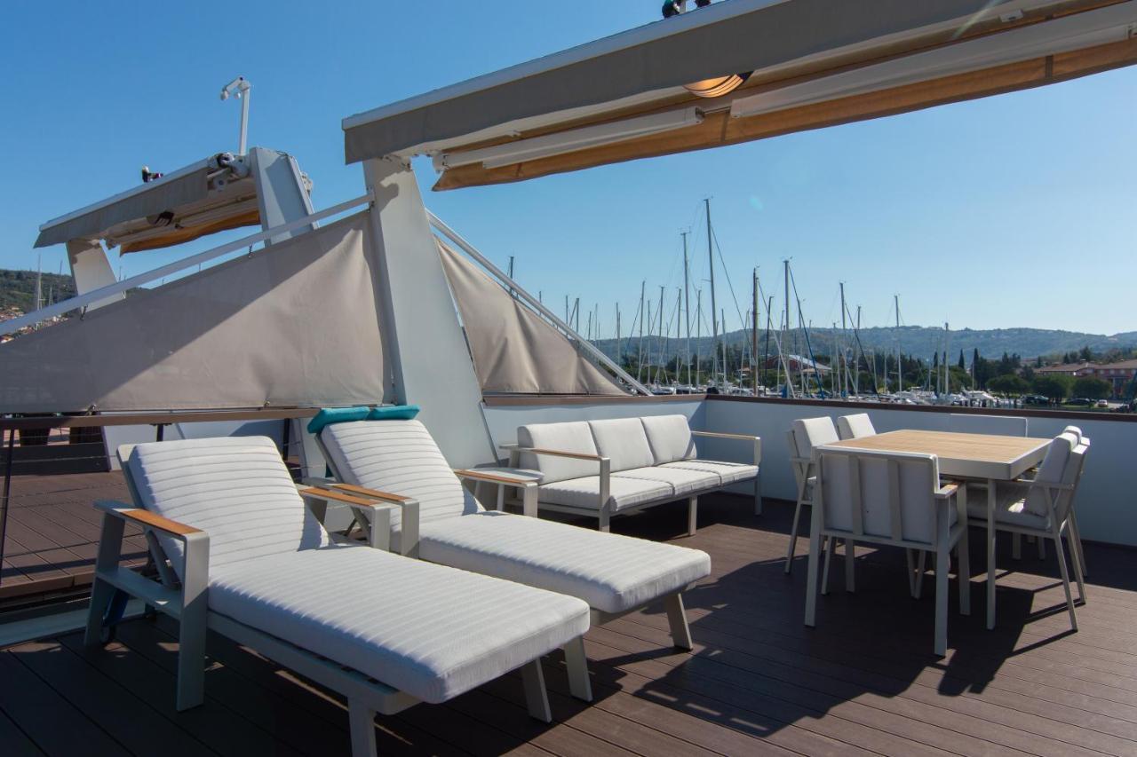 Eldamar Floating House Portoroz Appartement Buitenkant foto
